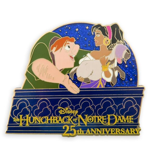 Disney Store Hunchback of Notre Dame 25th Anniversary Legacy Collection Pin - Picture 3 of 3